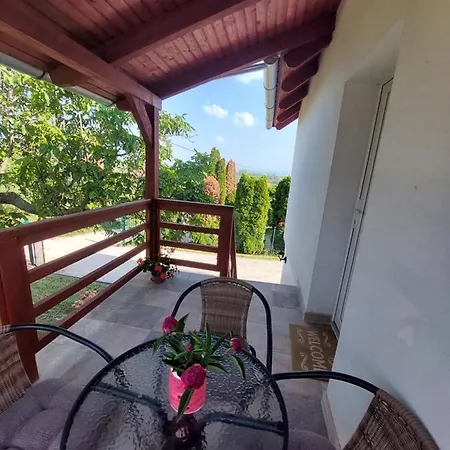 Holiday home Laurus Vendeghaz Lovas