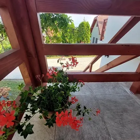 Holiday home Laurus Vendeghaz Lovas