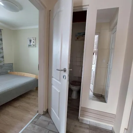 Laurus Vendeghaz Lovas