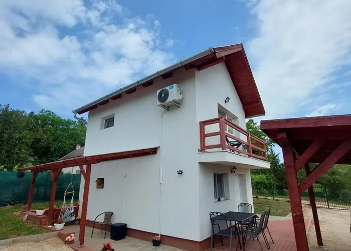 Laurus Vendeghaz Prázdninový dům *